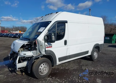 2018 Ram Promaster 1500 High Roof 136 Wb z USA, uszkodzony, nr VIN 3C6TRVBG4JE158030
